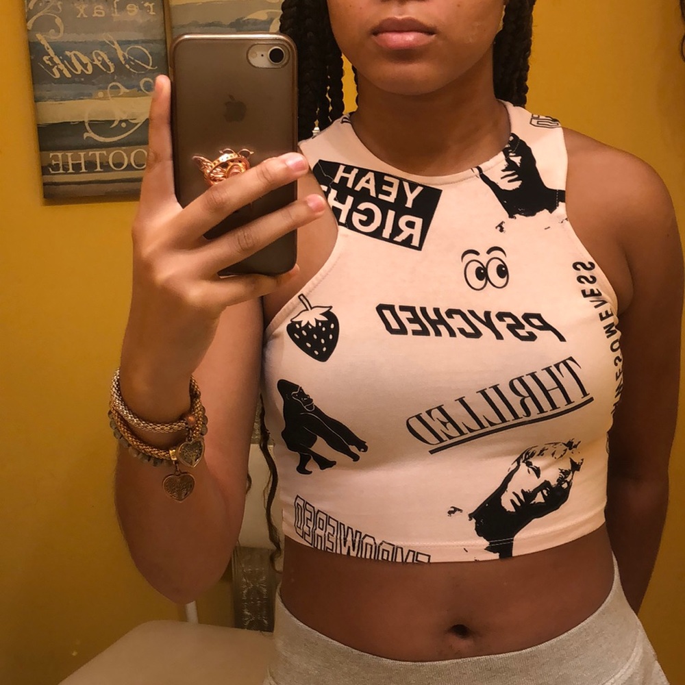 graphic crop top